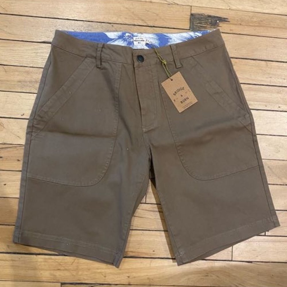 Bridge & Burn Parker Shorts | Tan | Size 32 | NWT